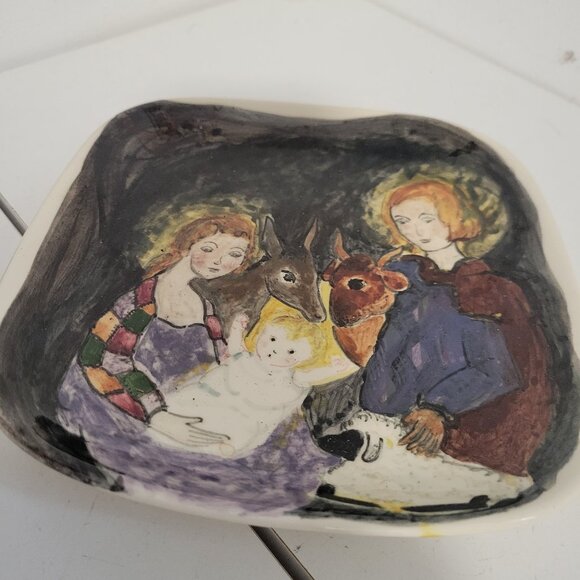 Vintage Christmas Hand Painted Nativity Scene Dish - Picture 1 of 4